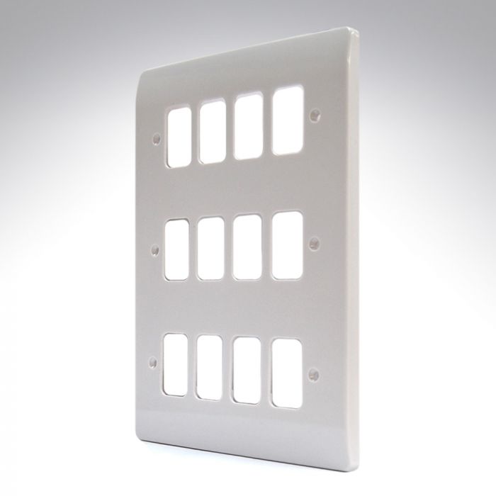 MK K3639WHI Grid 12 Module White Plastic Frontplate